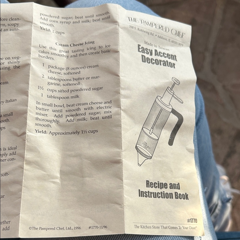 The Pampered Chef Easy Accent Decorator with Six Tips;New in Original Packaging - Picture 12 of 16